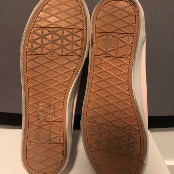Forever 21 pink low top sneakers - Picture 4 of 4